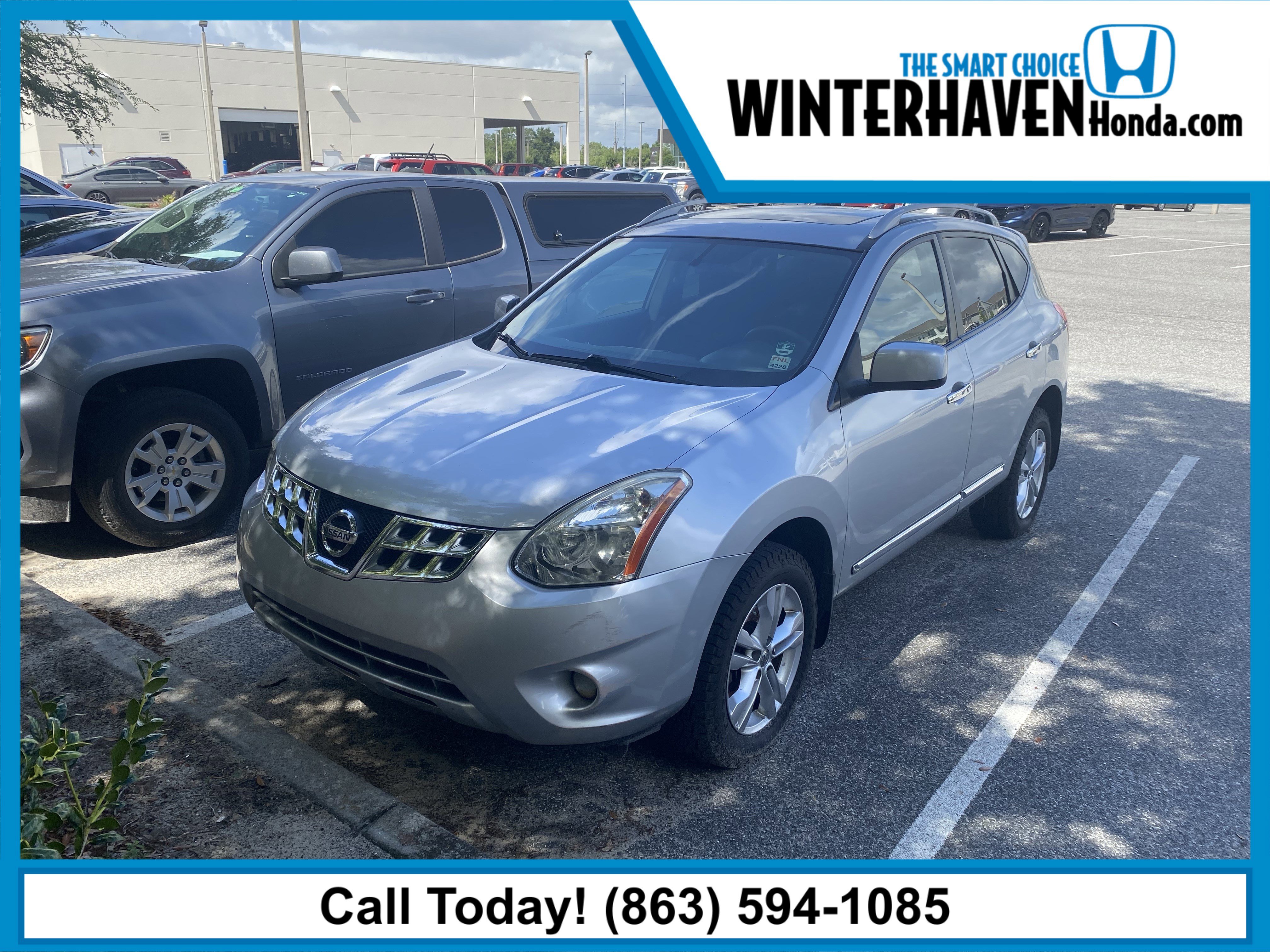 2013 Nissan Rogue SV FWD's photo