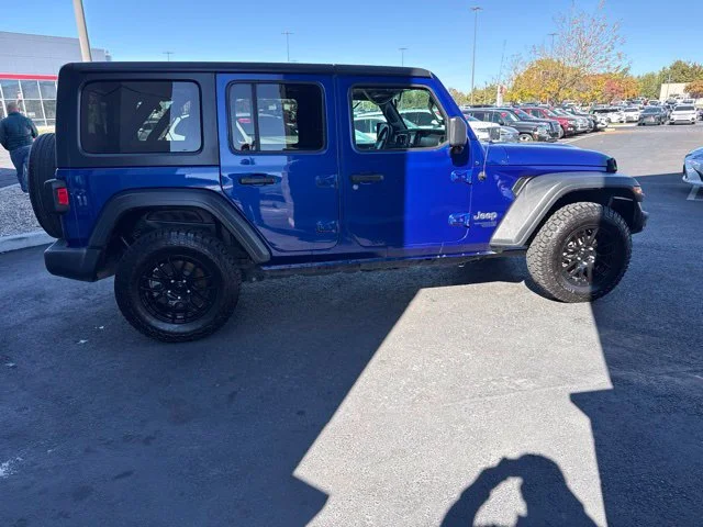 Used 2018 Blue Jeep Unlimited Sport image 8