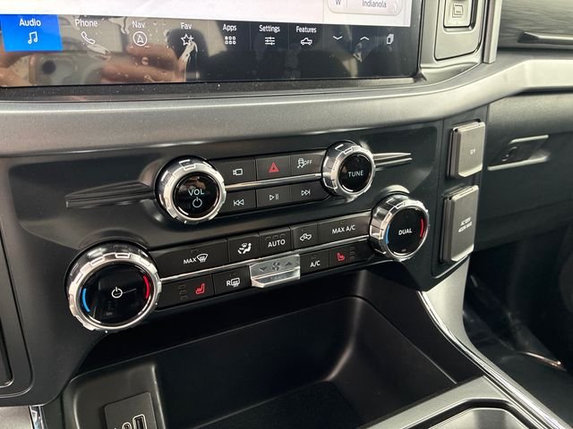 New 2026 Agate Black Metallic Ford XLT image 26