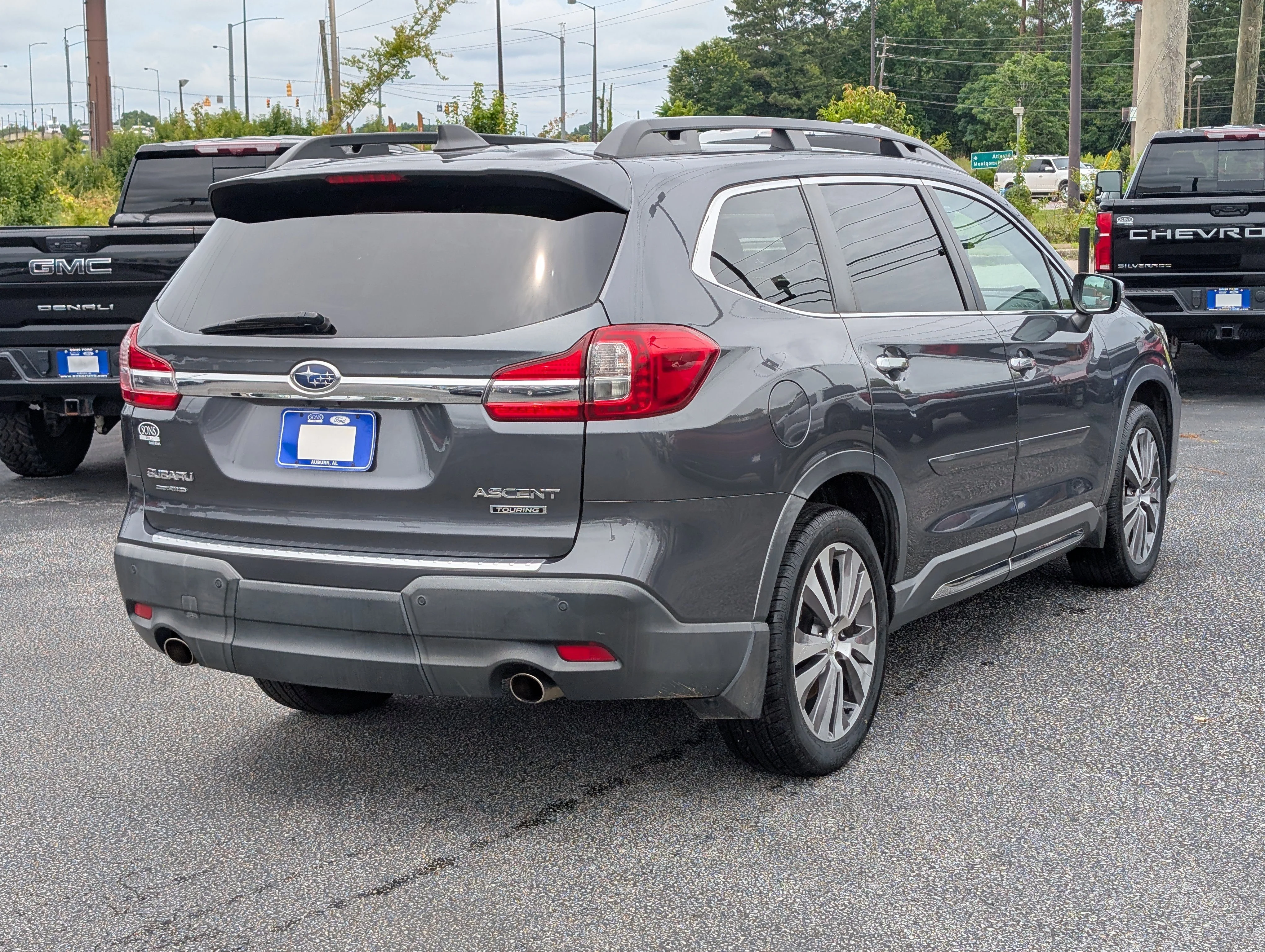 Used 2020 Magnetite Gray Metallic Subaru Touring image 9