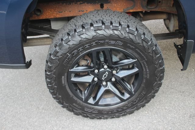 Used 2020 Blue Chevrolet Custom Trail Boss ***V8*** image 33