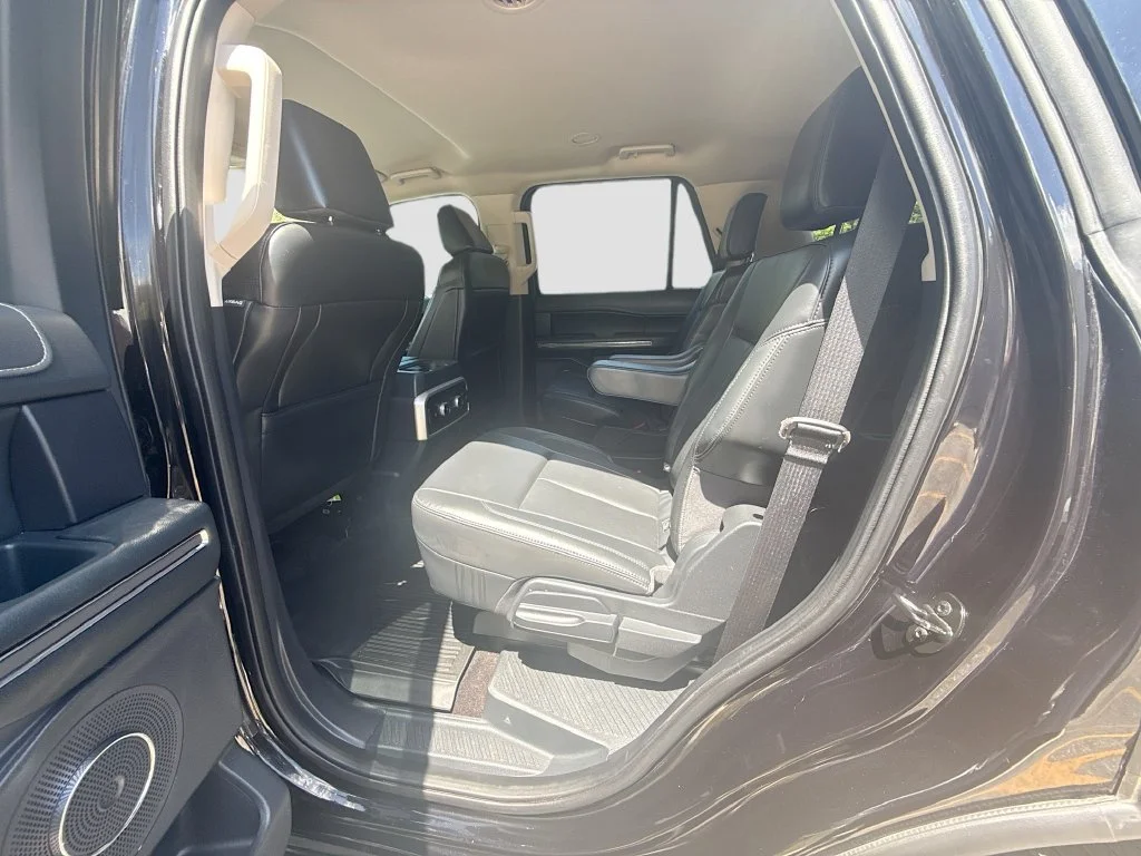 Used 2023 Black Ford XLT image 26