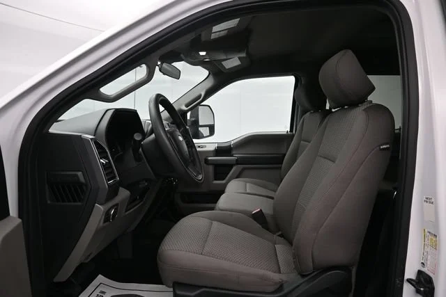 Used 2020 White Ford XL image 9