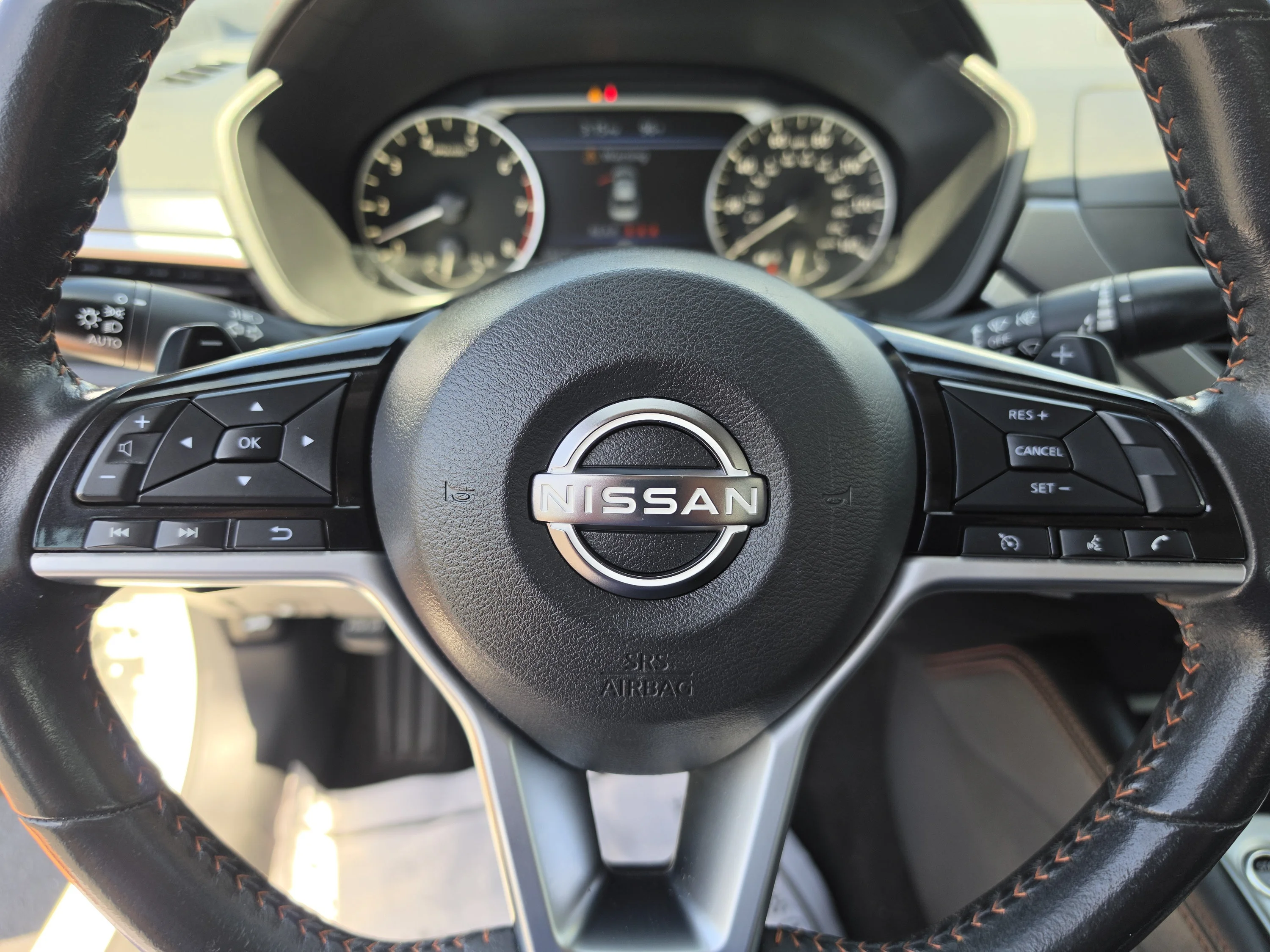 Used 2024 Glacier White Nissan 2.5 SR image 33