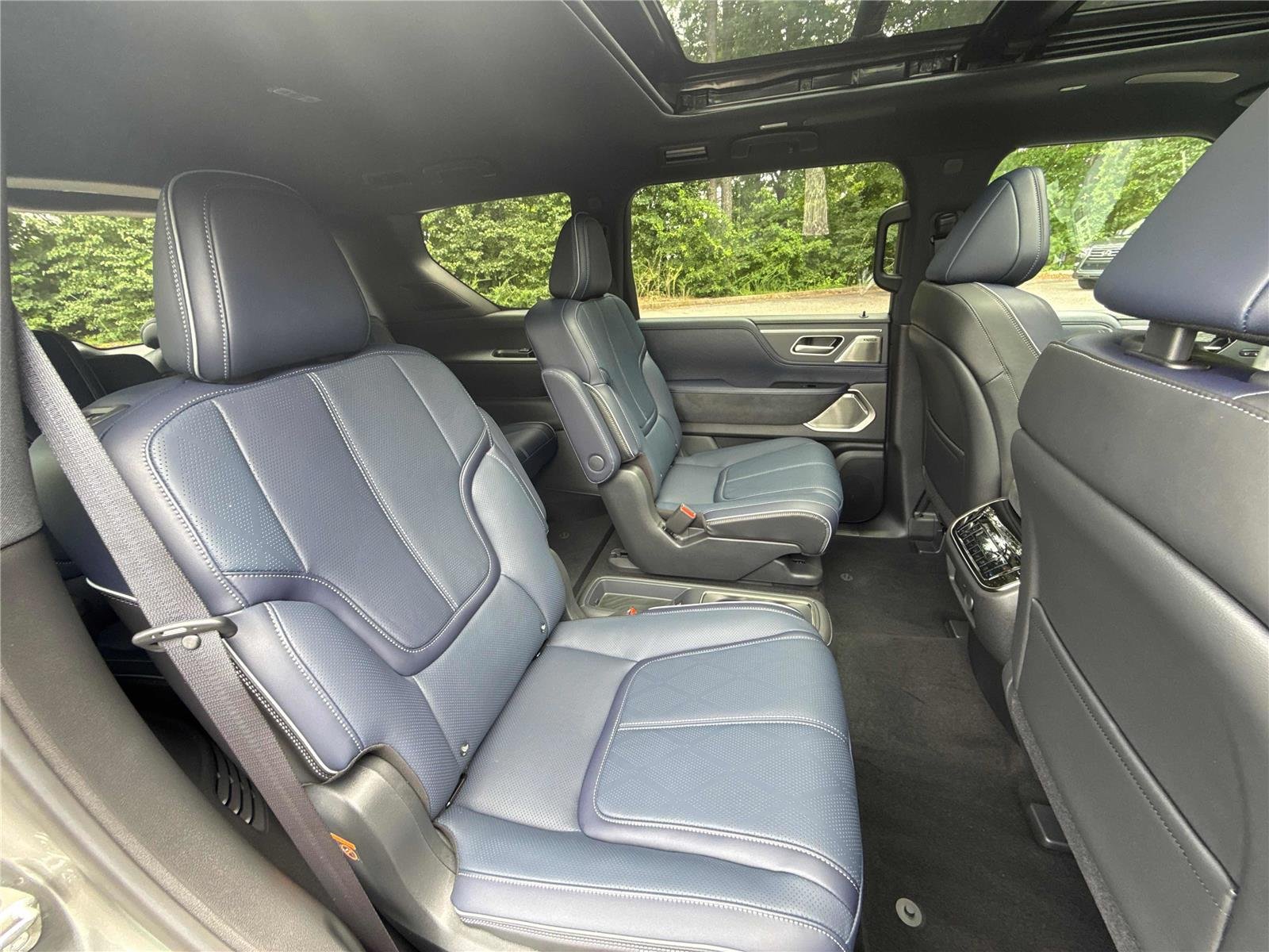 New 2027 DYNAMIC METAL INFINITI Sport 4WD image 29