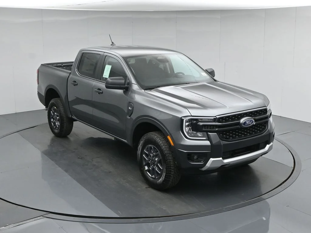 New 2026 Carbonized Gray Metallic Ford XLT image 35
