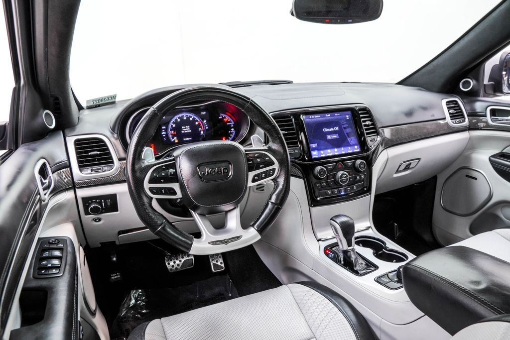 Used 2021 Silver Jeep Trackhawk image 5