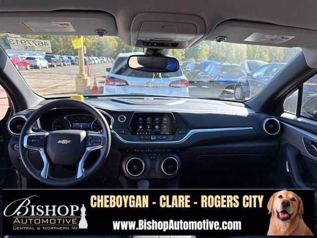 2022 Chevrolet Blazer 2LT photo 3