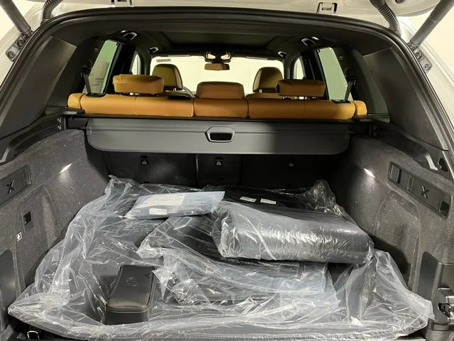 New 2026 Alpine White BMW xDrive40i image 21