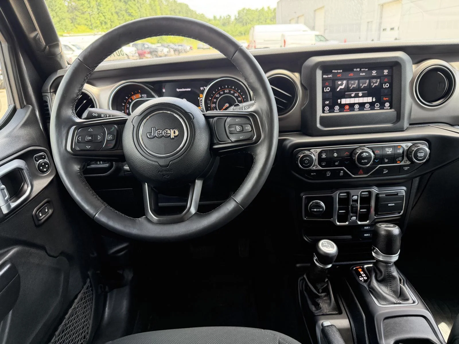 Used 2020 Granite Crystal Metallic Clearcoat Jeep Sport S image 8