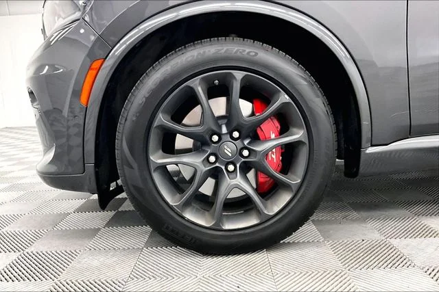 Used 2024 Vapor Gray Dodge R/T Premium image 10