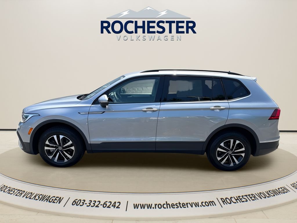 Used 2023 Silver Metallic Volkswagen 2.0T S image 3