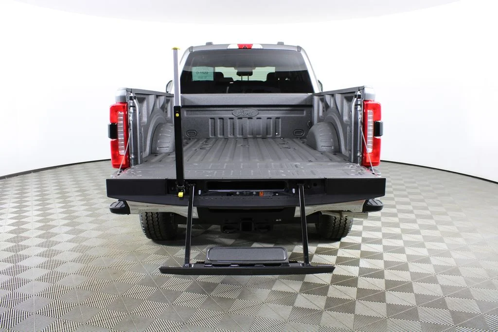New 2026 Carbonized Gray Metallic Ford Lariat image 7