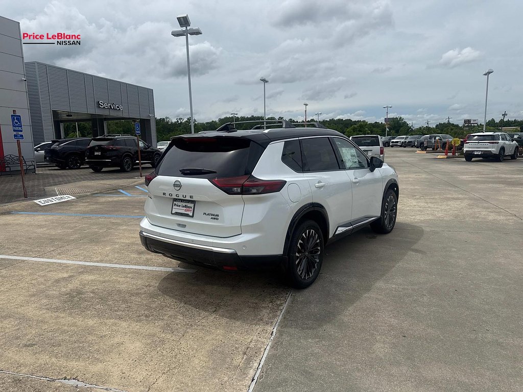 New 2026 Everest White Pearl Tricoat/Super Black Nissan Platinum image 7