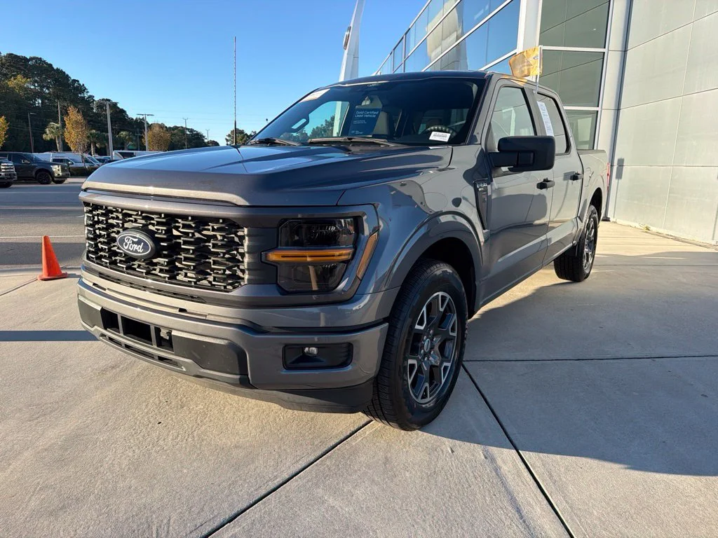 Used 2025 Carbonized Gray Metallic Ford STX image 4