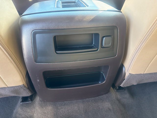 Used 2018 White GMC Denali image 24