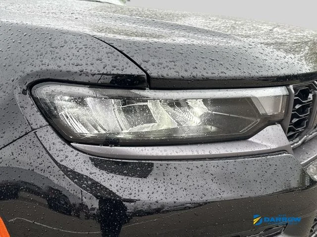 New 2026 Diamond Black Crystal Pearl-Coat Exterior Paint Jeep Laredo image 26