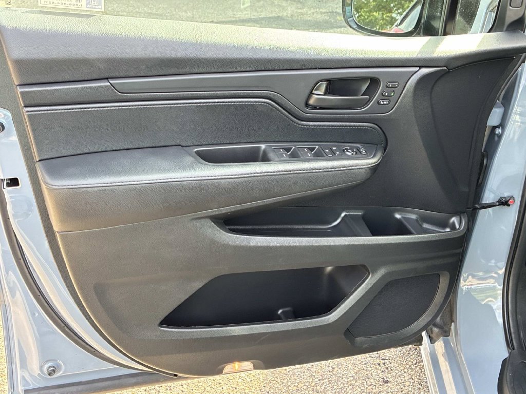 Used 2025 Gray Honda Sport-L image 24