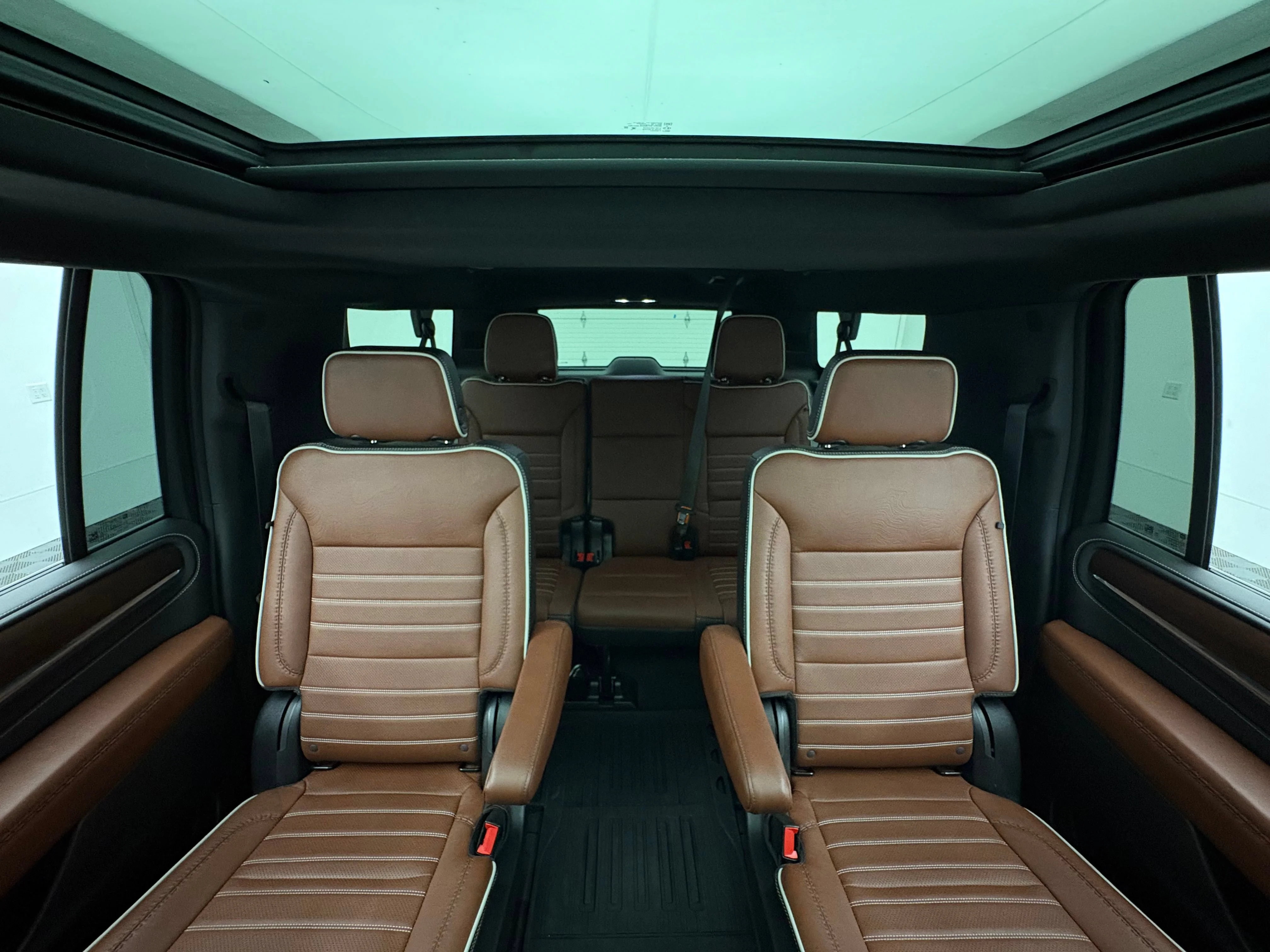 Used 2023 Onyx Black GMC Denali Ultimate image 54