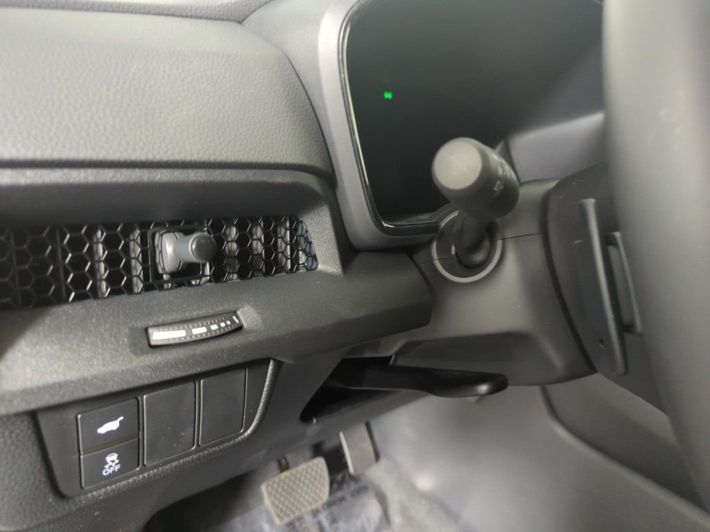 2025 Honda CR-V Sport-L - Photo 23