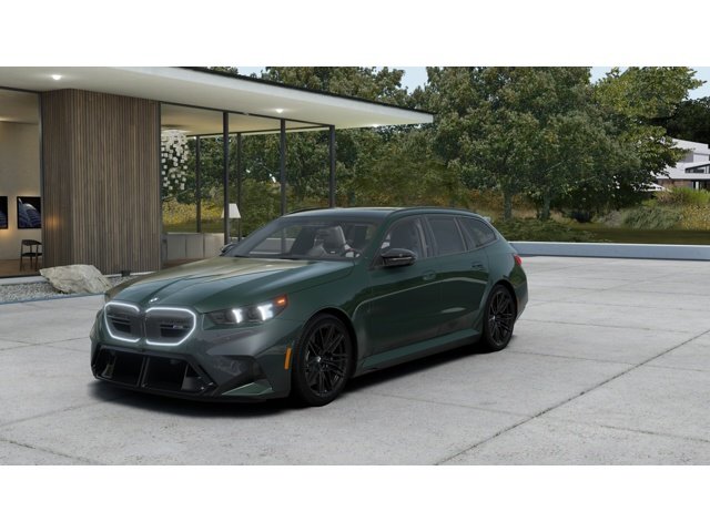 New 2027 Aurora Diamond Green II Metallic BMW M5 image 1