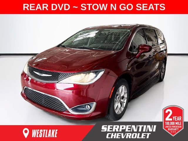 2019 Chrysler Pacifica Touring Plus's photo