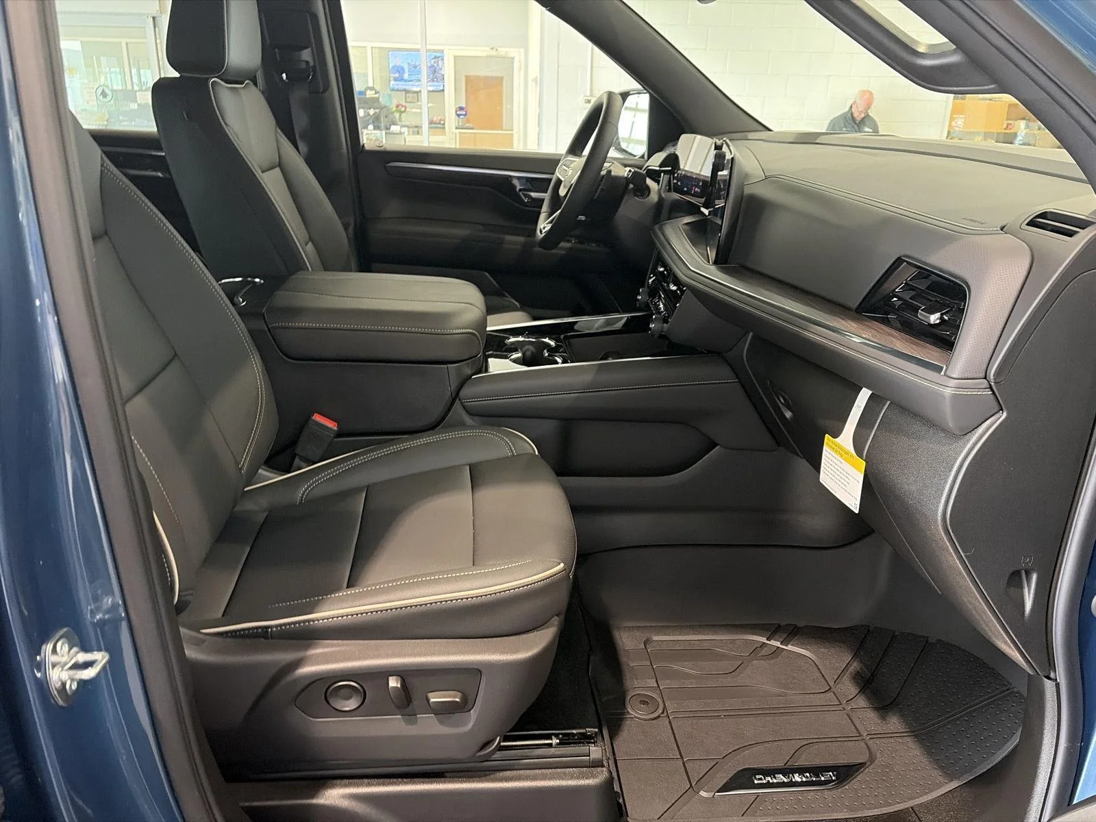 New 2026 Lakeshore Blue Metallic Chevrolet Premier image 18