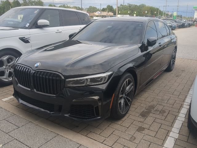 2020 BMW 7 Series 740i xDrive's photo