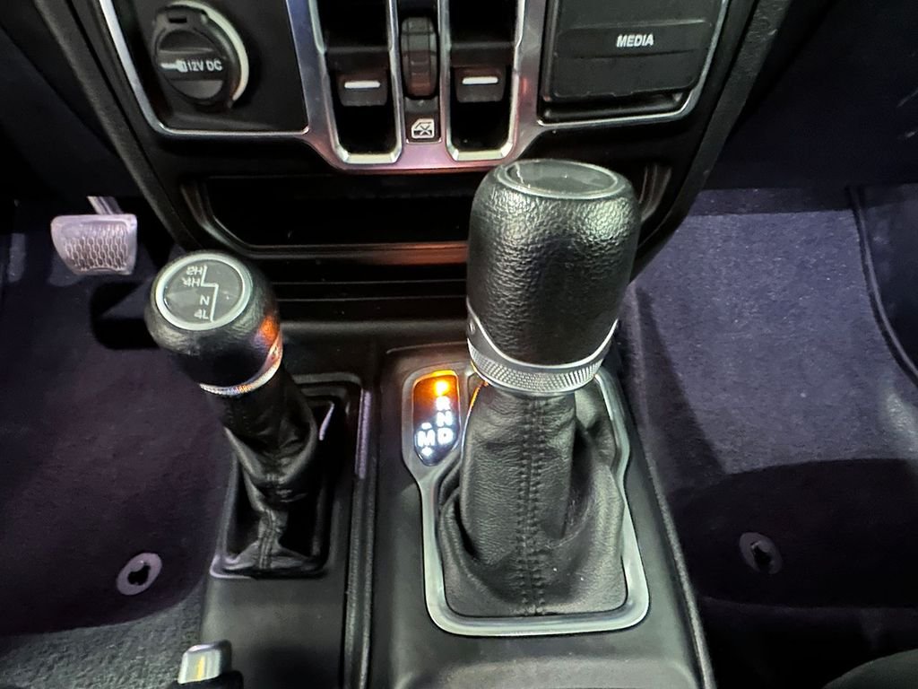 Used 2021 Black Jeep Unlimited Sport S image 31
