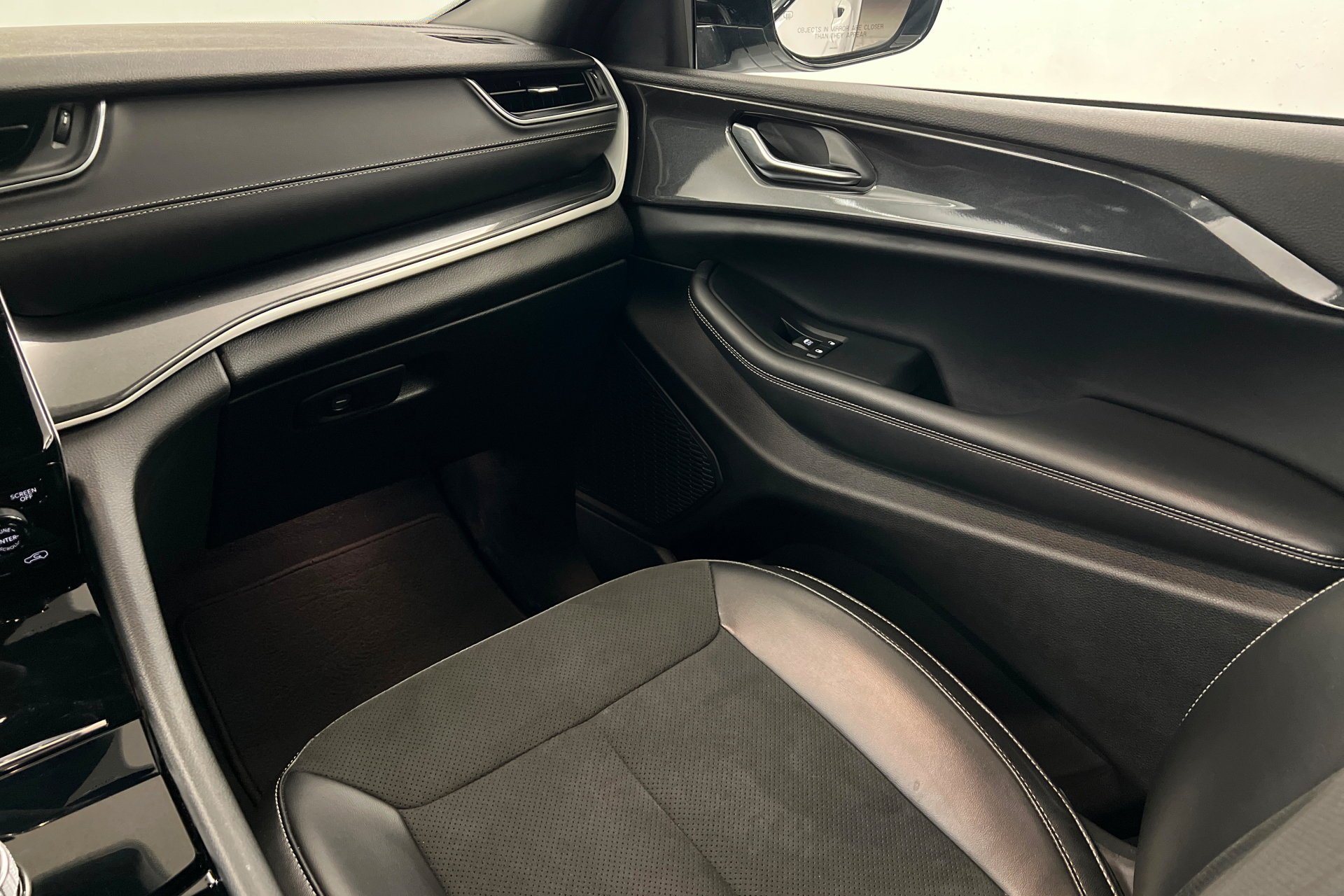 2023 Jeep Grand Cherokee Altitude - Photo 11
