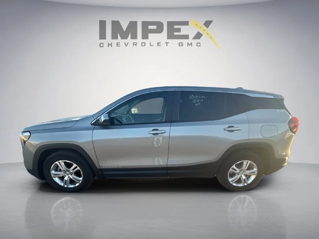 Used 2024 Silver GMC SLE image 2