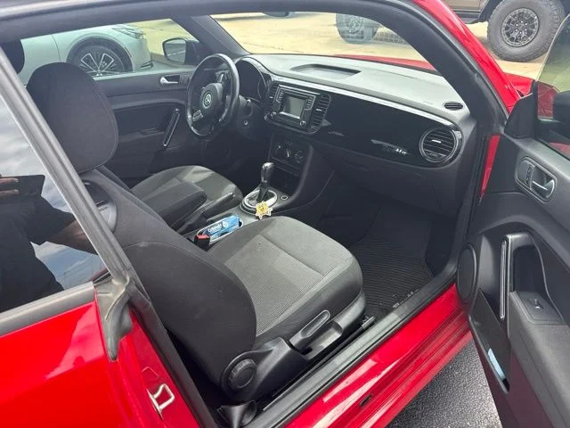 Used 2017 Tornado Red Volkswagen 1.8T S image 5