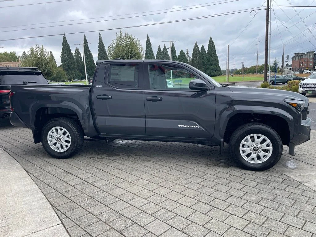 New 2026 Underground Toyota SR5 image 6