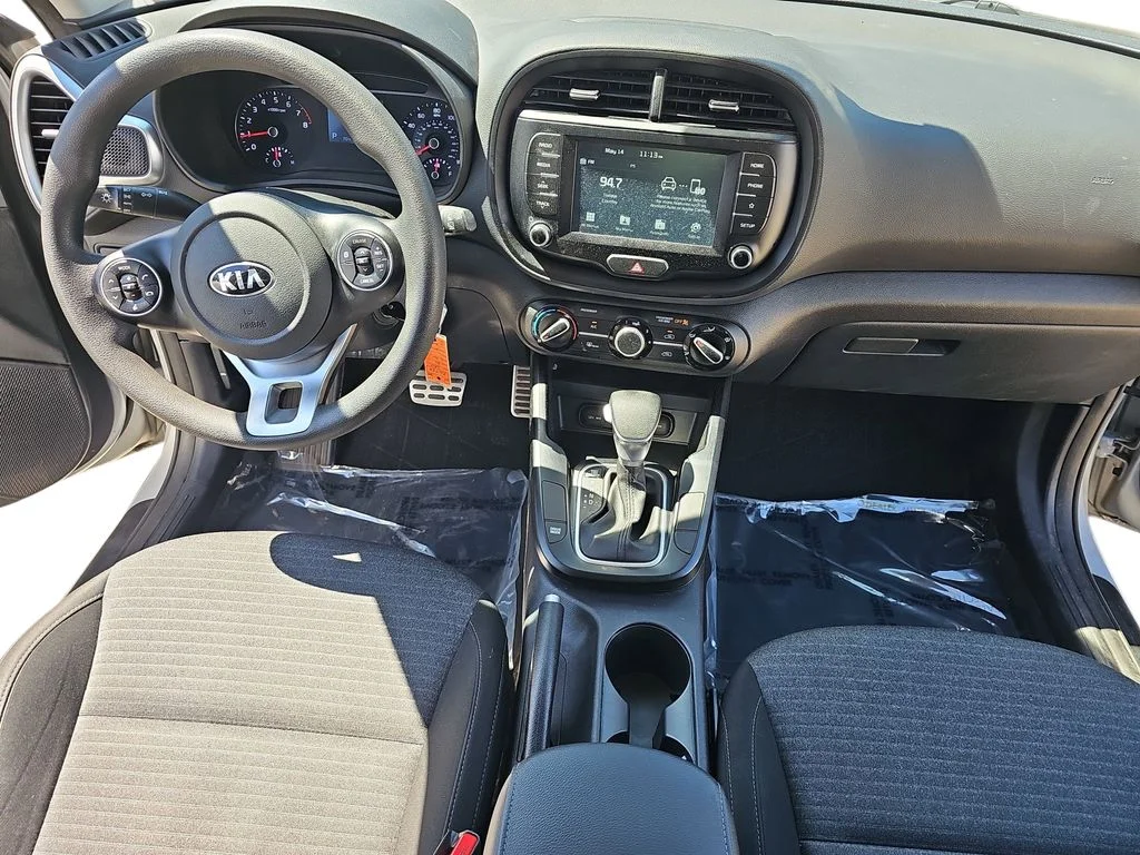 Used 2020 Silver Kia S image 9