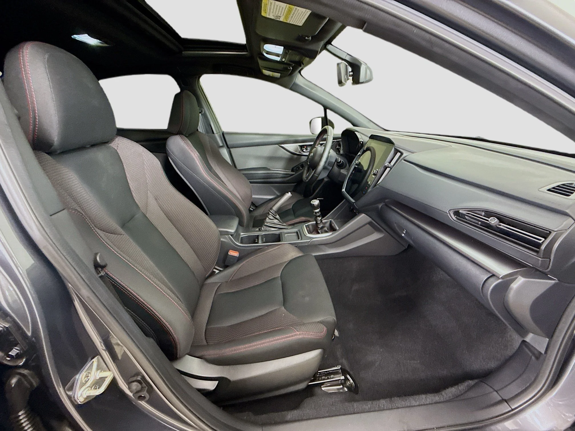 Used 2023  Subaru Premium image 29