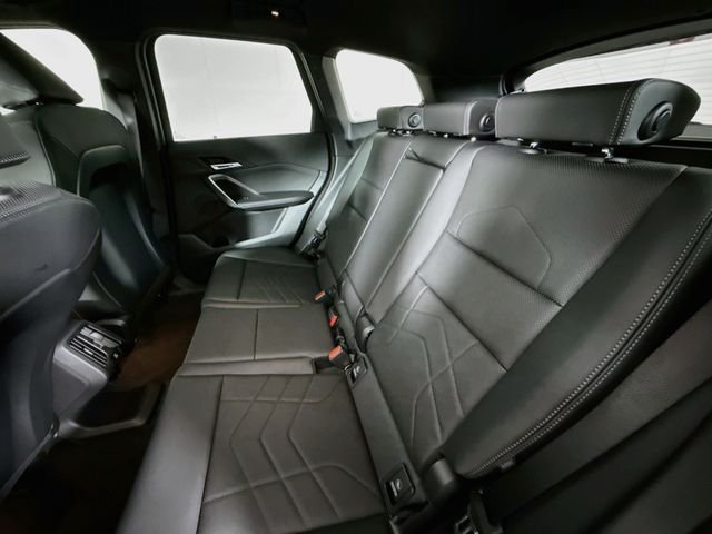 New 2026 Silver Metallic BMW xDrive28i image 25