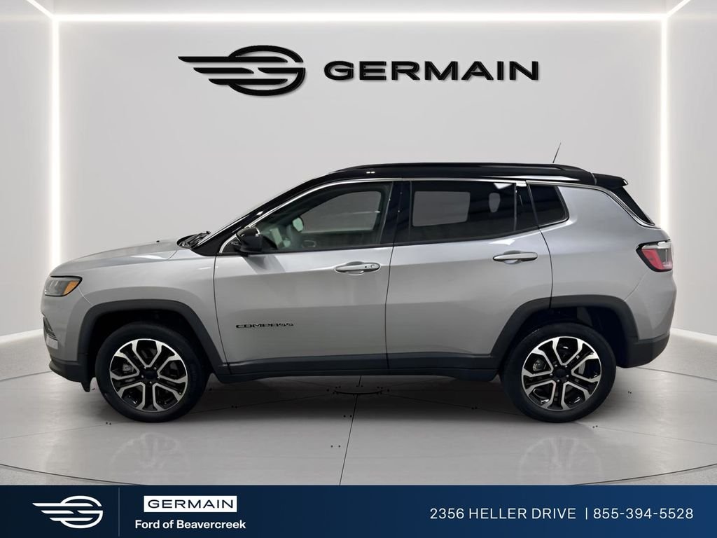 Used 2023 Billet Silver Metallic Jeep Limited image 4
