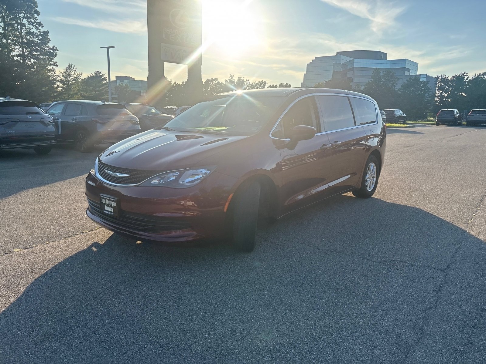 Used 2017 Velvet Red Pearlcoat Chrysler Touring image 12