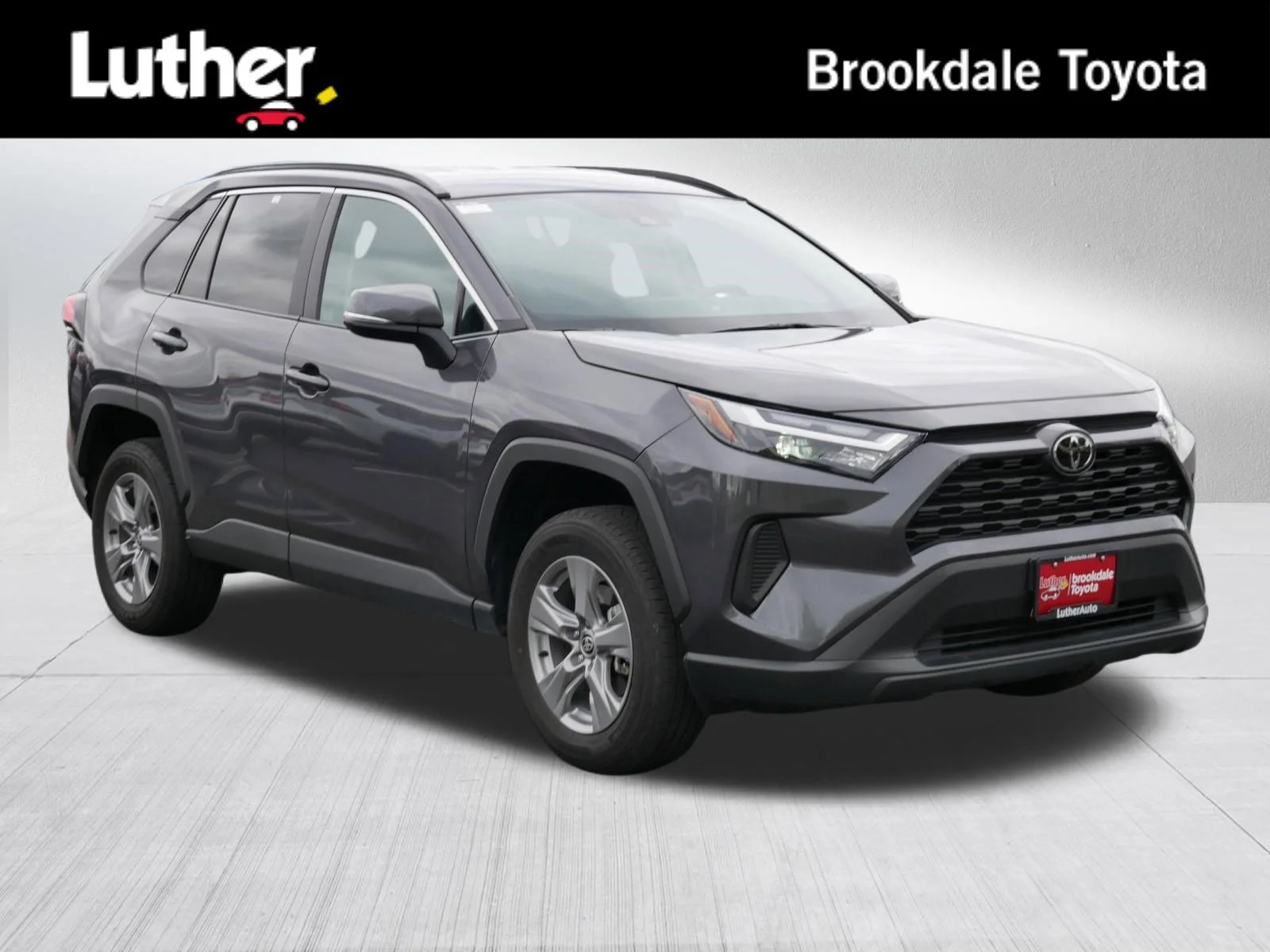 2025 Toyota RAV4 XLE AWD's photo