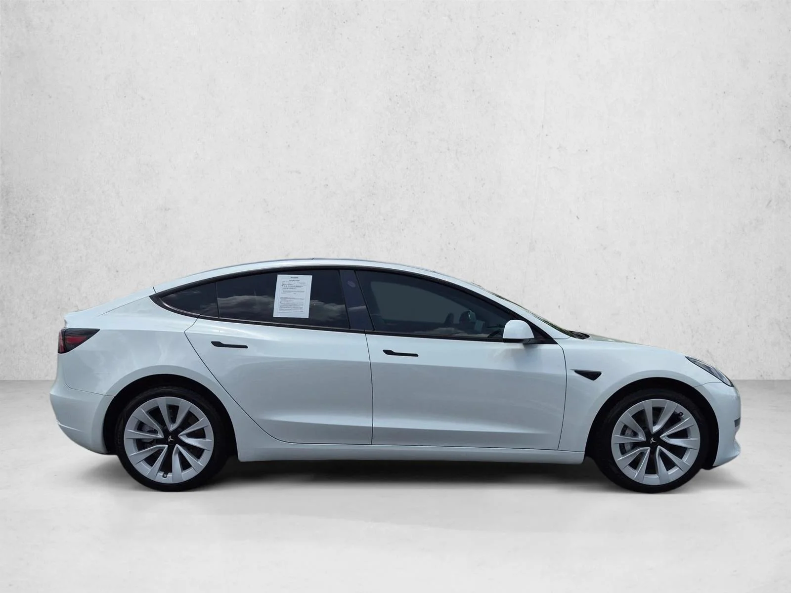 Used 2023 Pearl White Multi-Coat Tesla  image 4