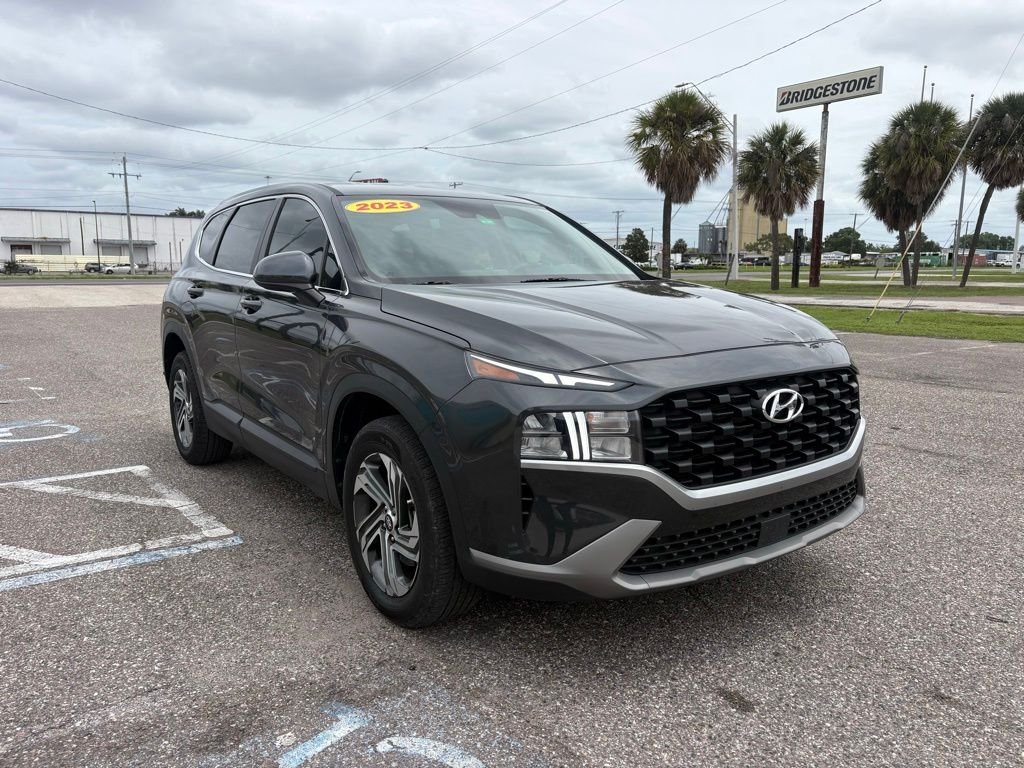 2023 Hyundai Santa Fe SE 2.5's photo
