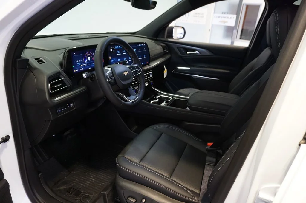 2026 Chevrolet Traverse LT - Photo 8