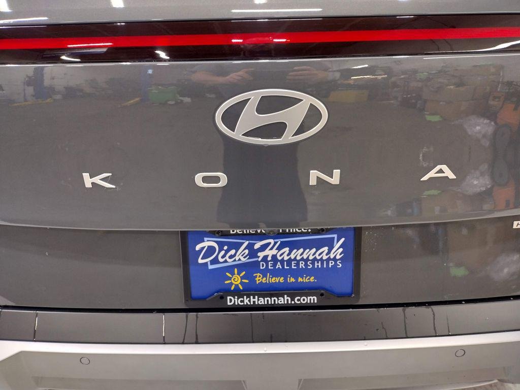 New 2026 Gray Pearl Hyundai Limited image 15