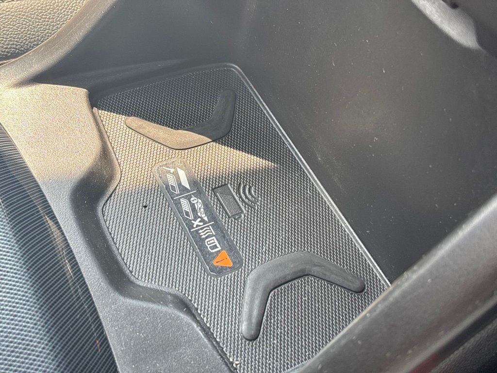 Used 2021 Blue Chevrolet Z71 image 27