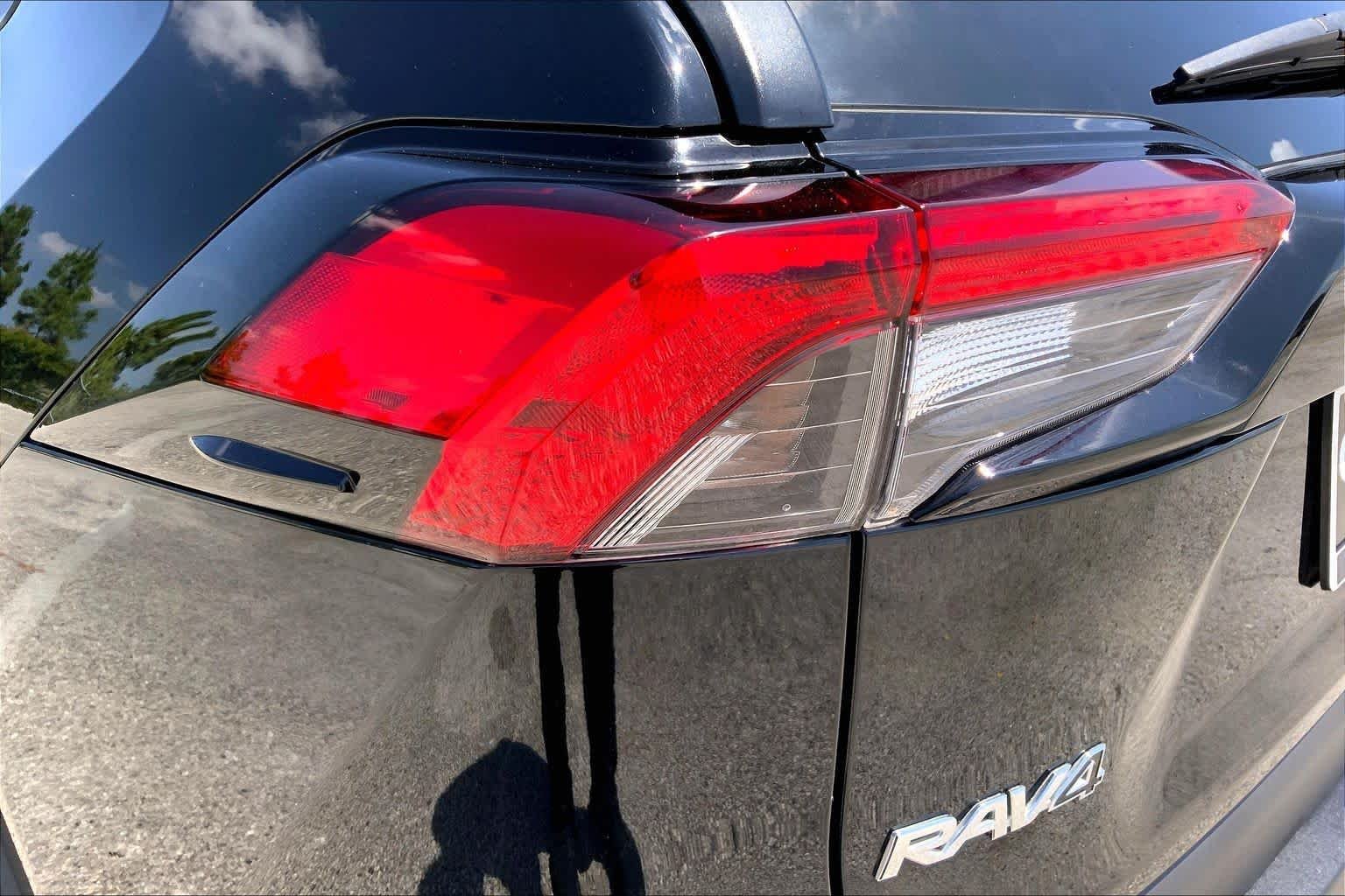 Used 2024 Midnight Black Metallic Toyota XLE image 28