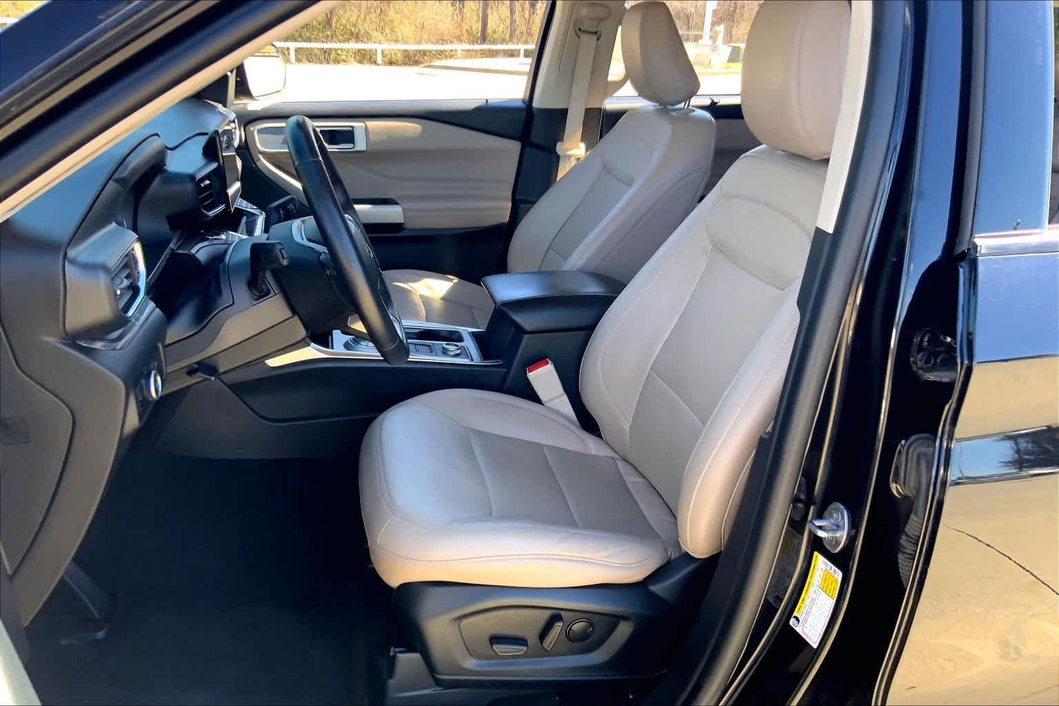 2023 Ford Explorer Limited - Photo 8