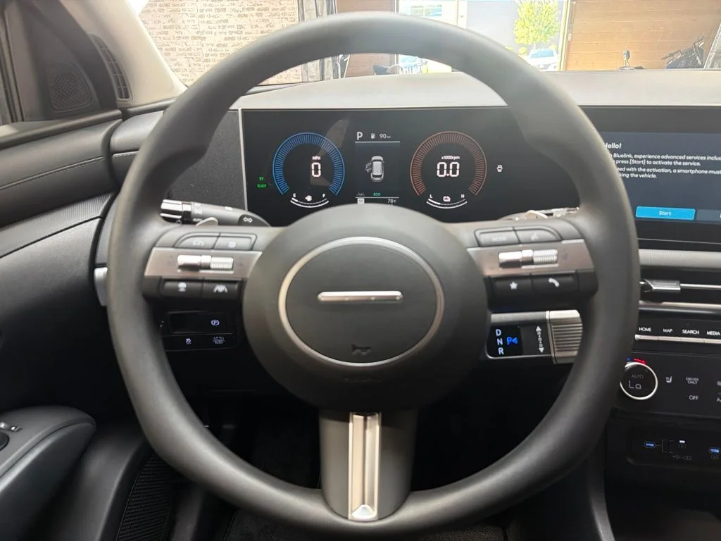 New 2026 Shimmering Silver Hyundai SEL image 19