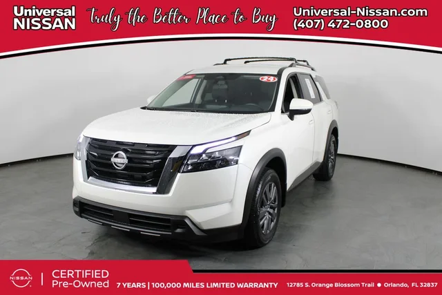 2024 Nissan Pathfinder SV