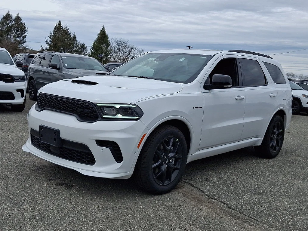 New 2026 White Knuckle Clear-Coat Exterior Paint Dodge GT Plus HEMI V8 image 4