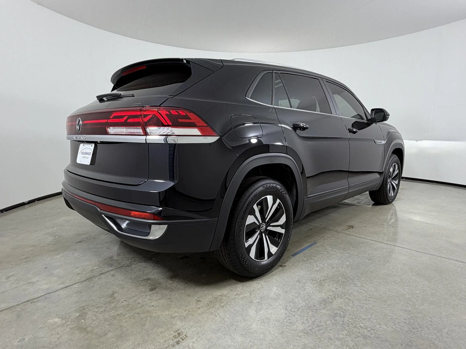New 2026 BLACK VOLKSWAGEN  image 5